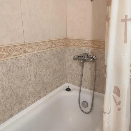 Jacky's - в влас スヴェティ・ヴラス