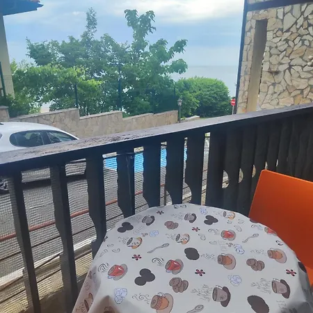 Jacky's - в влас * スヴェティ・ヴラス