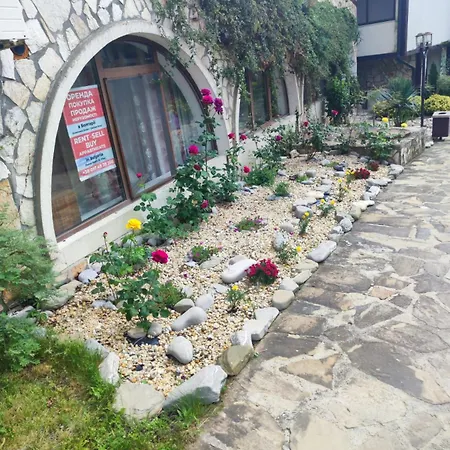 Jacky's - в влас