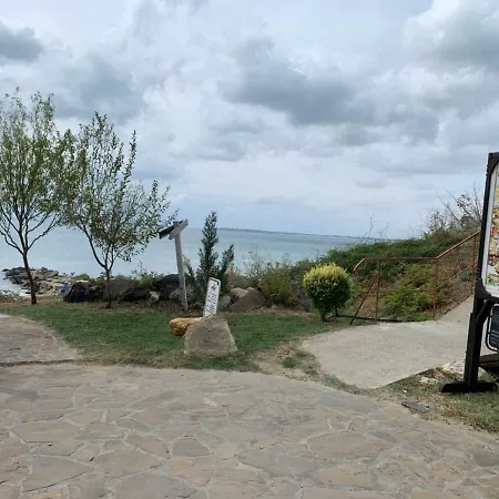 Jacky's - в влас アパート *