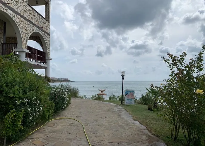 Jacky's - в влас